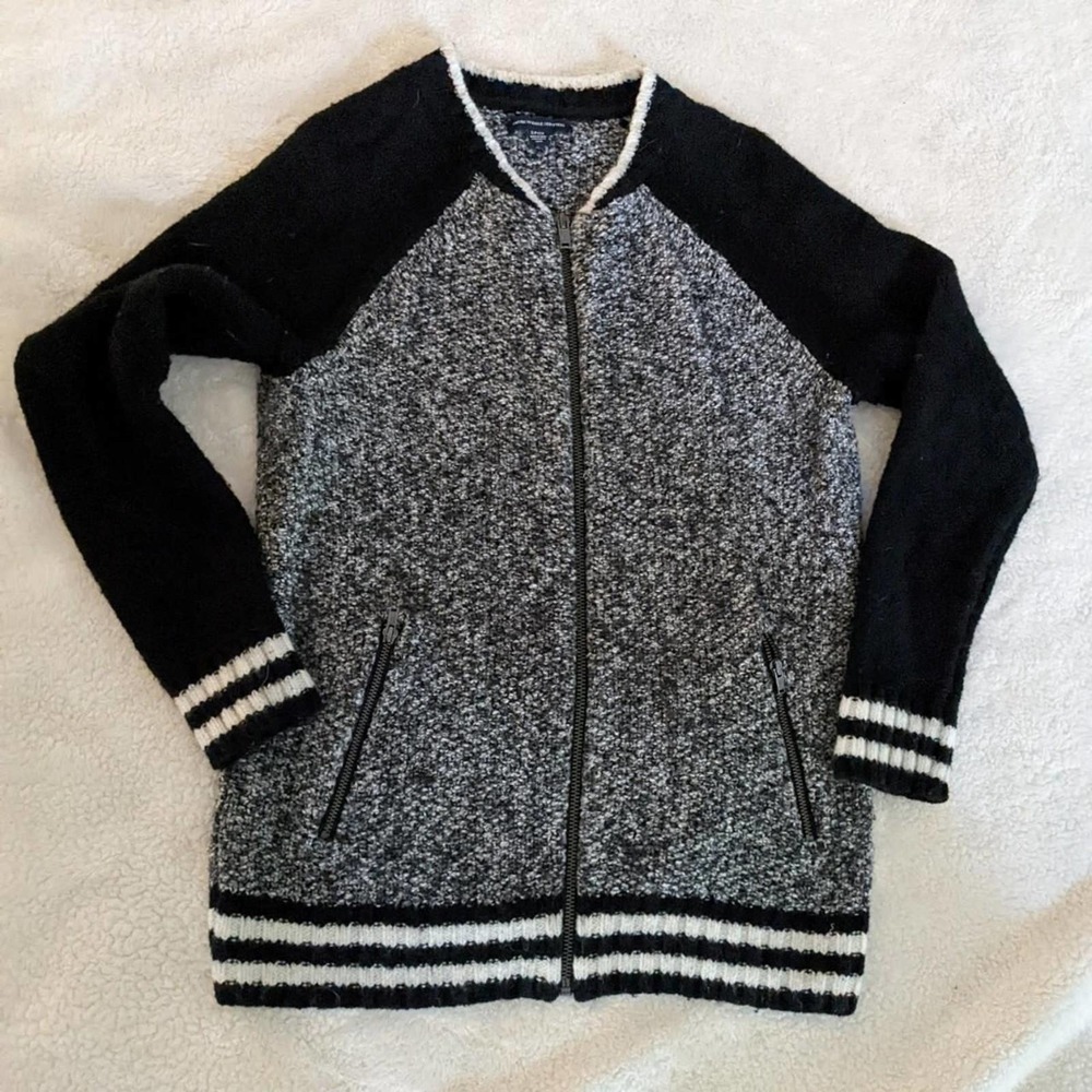 American Eagle Zip Up